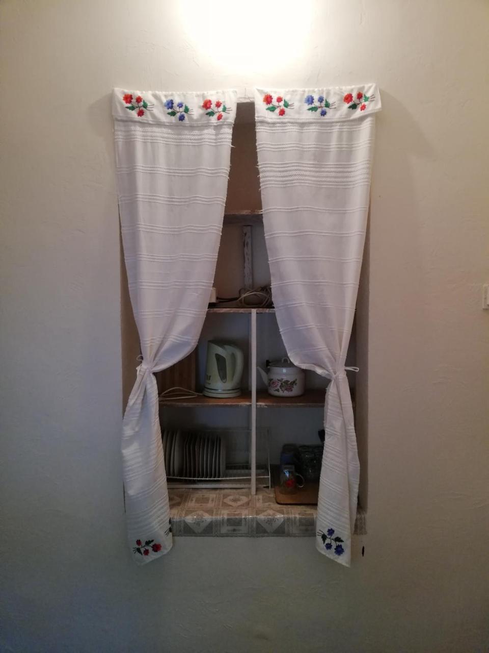 Authentic Apartment In The Centre キシナウ エクステリア 写真